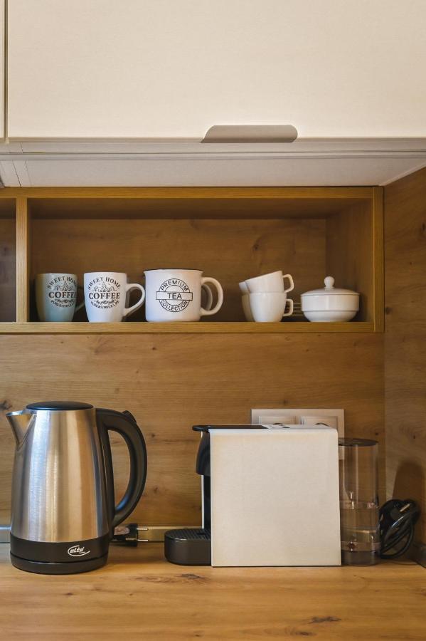 Pieces Of Nature In A Stylish One-Bedroom Flat By Flat Mаnager ソフィア エクステリア 写真